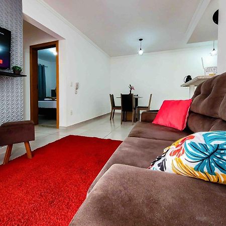 Bem No Centro, Cozinha Completa, Varanda E Garagem โปโซส เด คาลดัส ภายนอก รูปภาพ