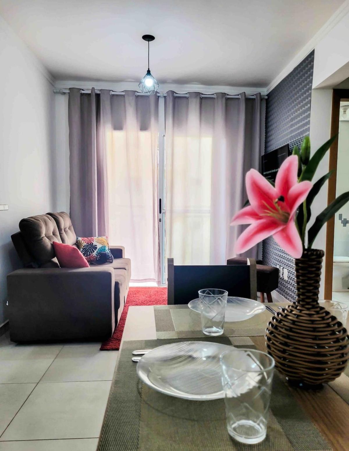 Bem No Centro, Cozinha Completa, Varanda E Garagem โปโซส เด คาลดัส ภายนอก รูปภาพ